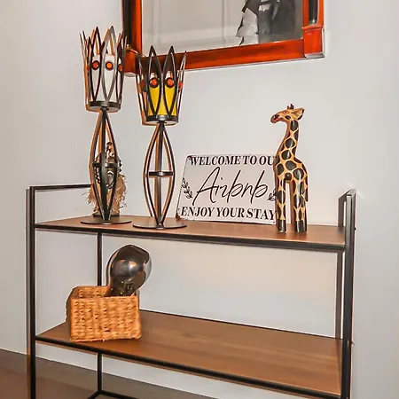 Helle Geraeumige 80 Qm - 5 Min Von - Self Check-in 公寓 *