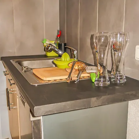 Helle Geraeumige 80 Qm - 5 Min Von - Self Check-in 弗里德伯格